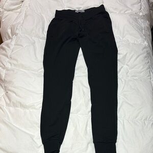 Icebreaker black joggers